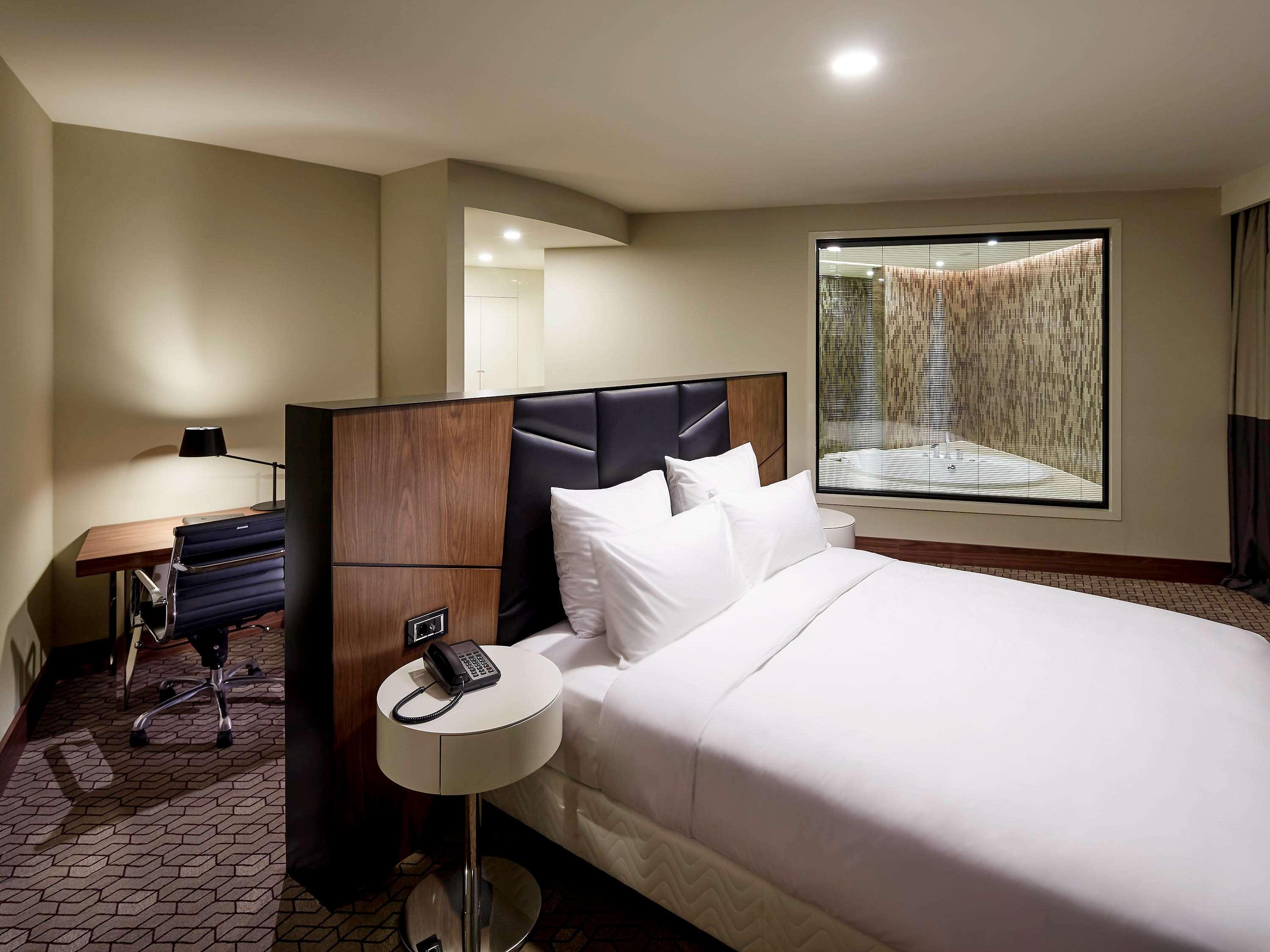 Готель Pullman & Convention Center Стамбул
