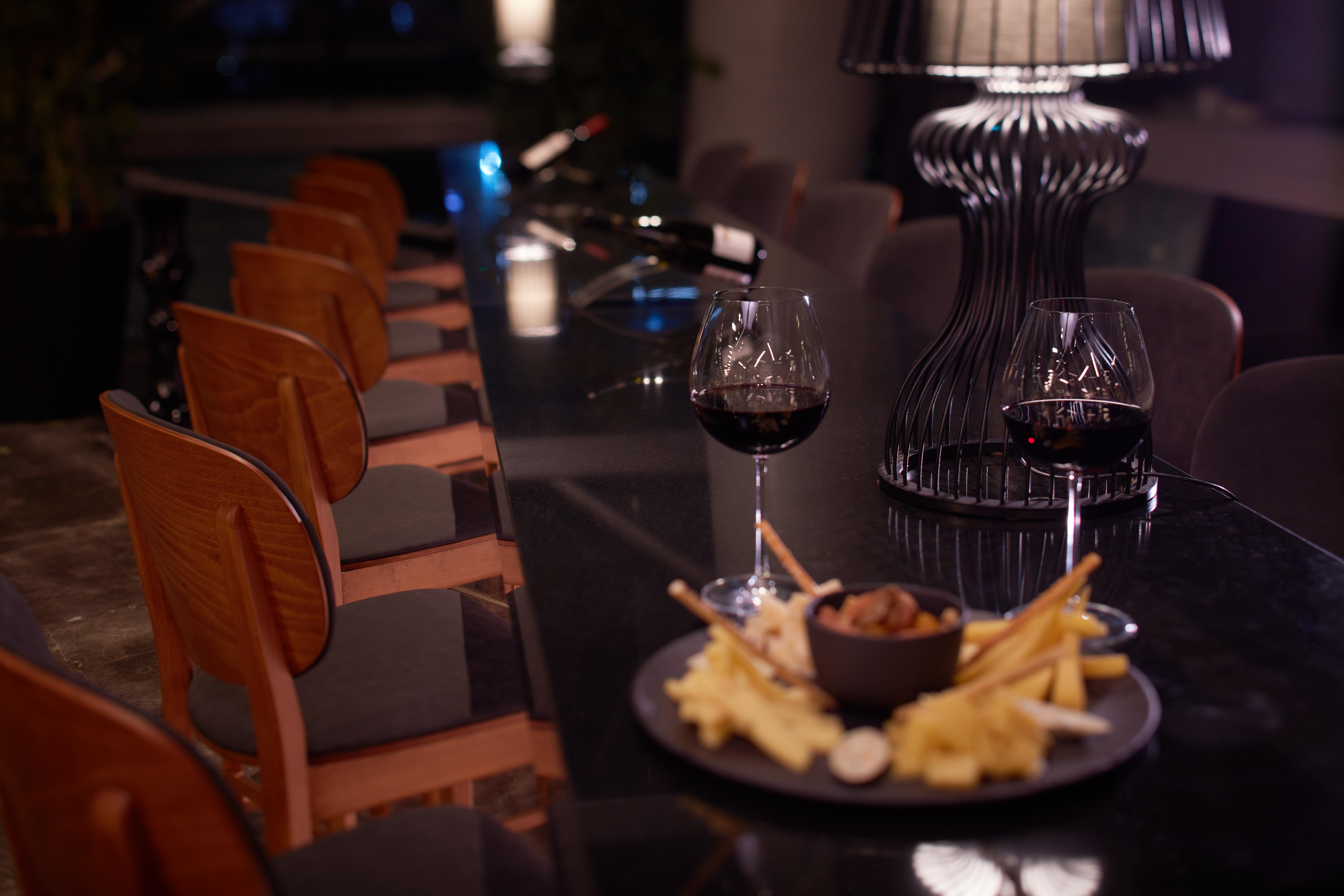 Pullman & Convention Center Готель 5*