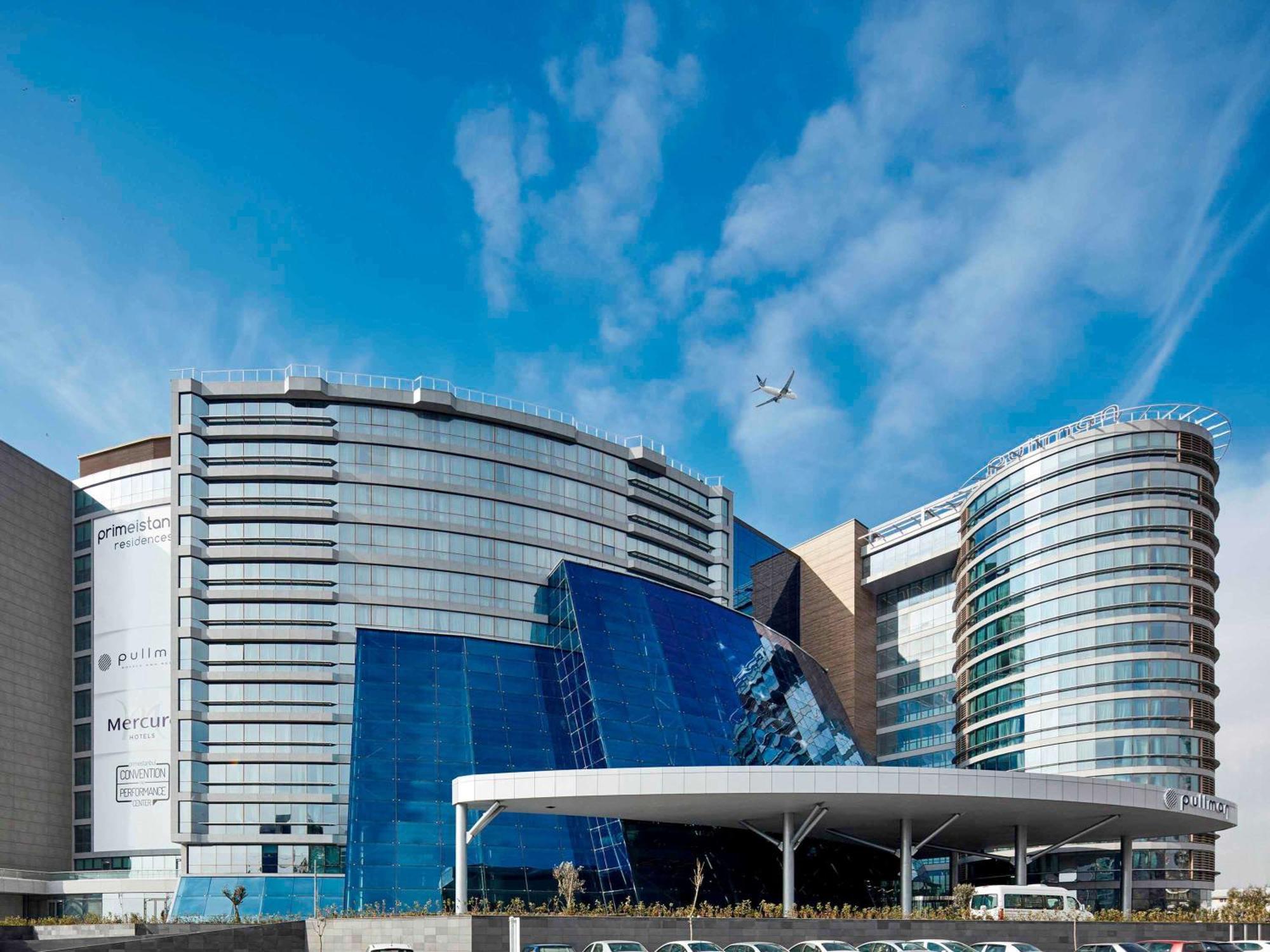 Pullman & Convention Center 5*