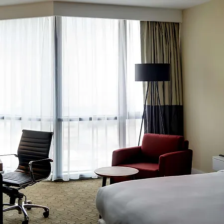 Pullman Istanbul Hotel & Convention Center Exterior photo